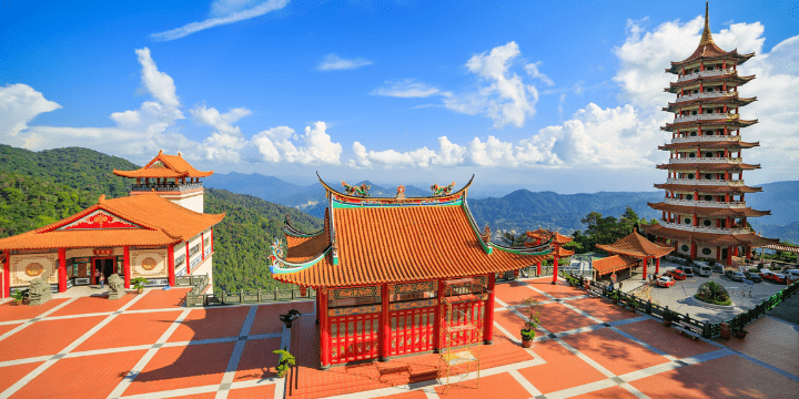 Keagungan Kuil Chin Swee Caves