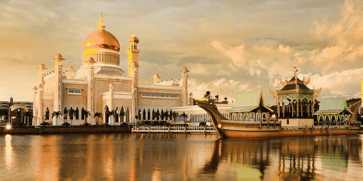 Statistik Luar Biasa, Membedah Rekor Istana Terbesar di Dunia