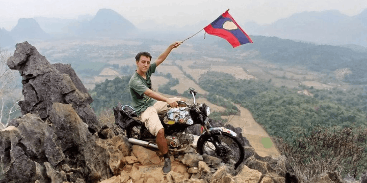 Mendaki Puncak Nam Xay, Pemandangan dari Atas Langit