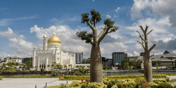 Sejarah Singkat Taman Mahkota Jubli Emas, Kado Indah untuk Rakyat