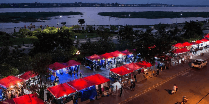 Lokasi Strategis di Sepanjang Taman Chao Anouvong